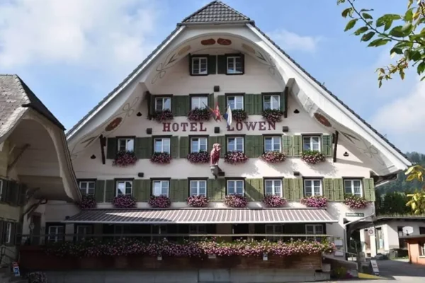 Hotel-Löwen_Aussen_k-1030x742
